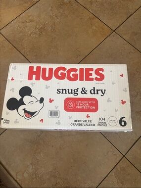 Huggies Snug & Dry Size 6 Diapers - White & Red Packaging